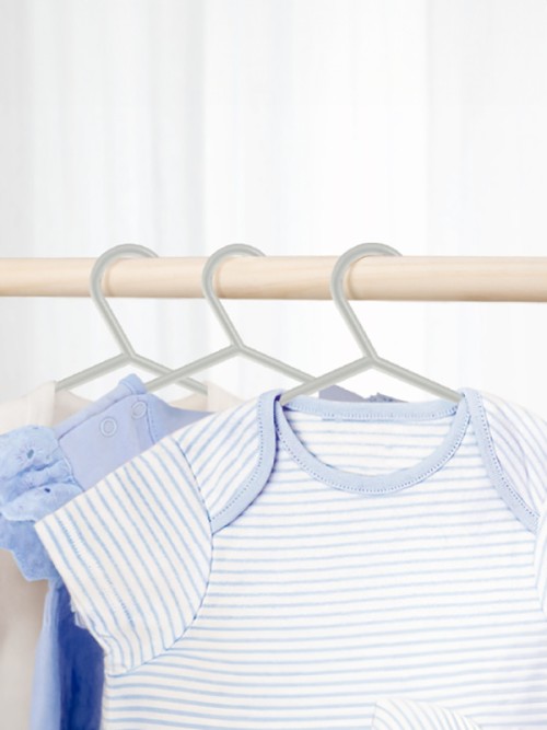 ไม้แขวนเสื้อแบบพื้นฐานสำหรับเด็ก จำนวน 10 ชิ้น
