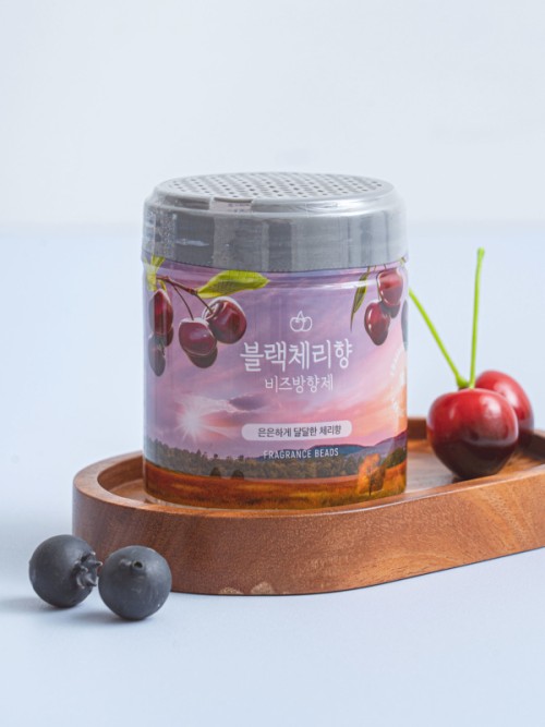 น้ำหอมปรับอากาศในรูปแบบกระบอก ขนาด 180 กรัม ที่มีกลิ่นแบล็คเชอร์รี่ (Black Cherry)