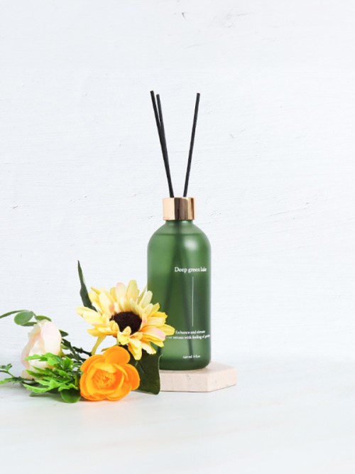 น้ำหอมปรับอากาศขวดแก้วสี 240 มล. กลิ่นดอกไม้