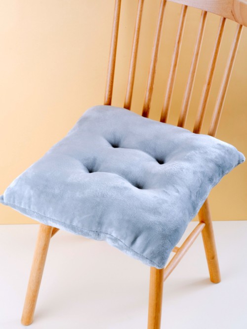 เบาะรองนั่งทรงสี่เหลี่ยมหนาอุ่น 45 X 45 ซม. สีเทา
