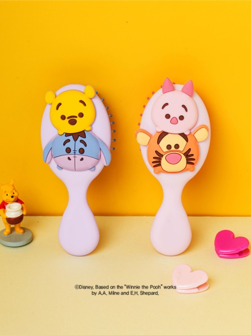 แปรงคุชชั่นรูปไข่ Disney Winnie the Pooh Thumbsoom