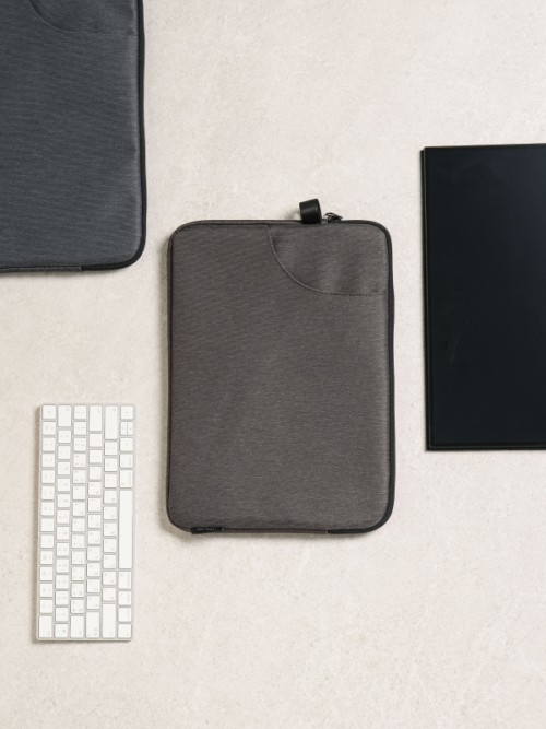 กระเป๋าใส่โน้ตบุ๊ก Tech Device ขนาด 15 นิ้ว