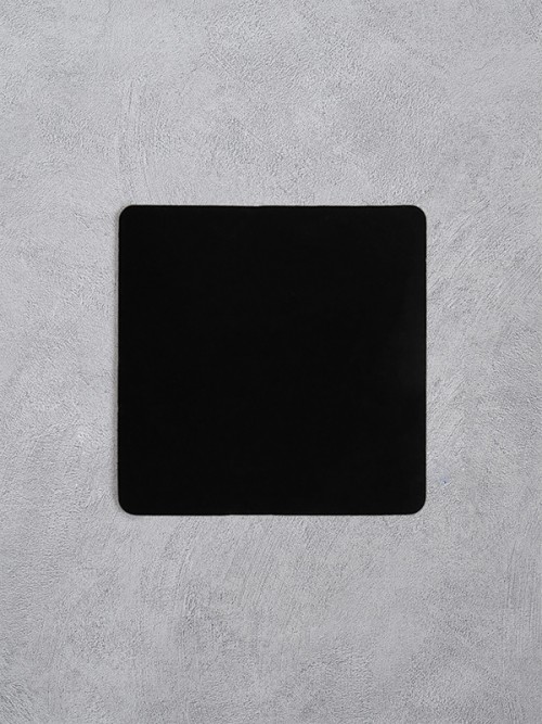แผ่นรองเมาส์หนัง Max till ขนาด 20X20 ซม.