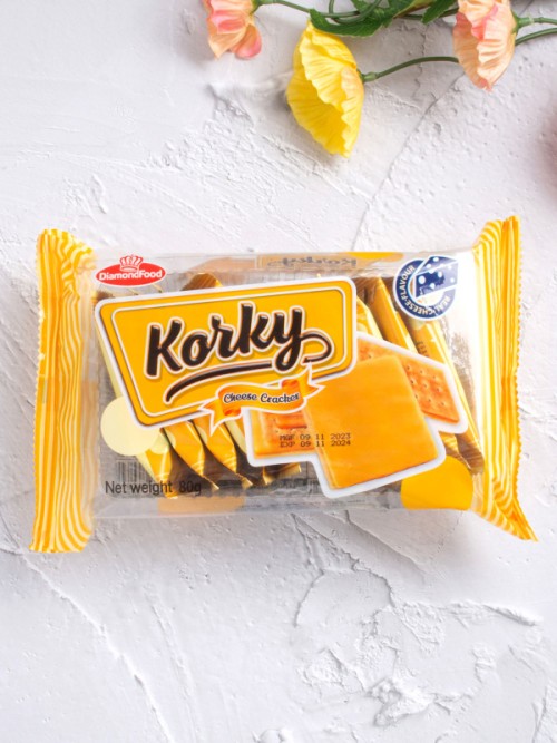ขนมแครกเกอร์ Koiky ครีมชีสหวาน 80กรัม