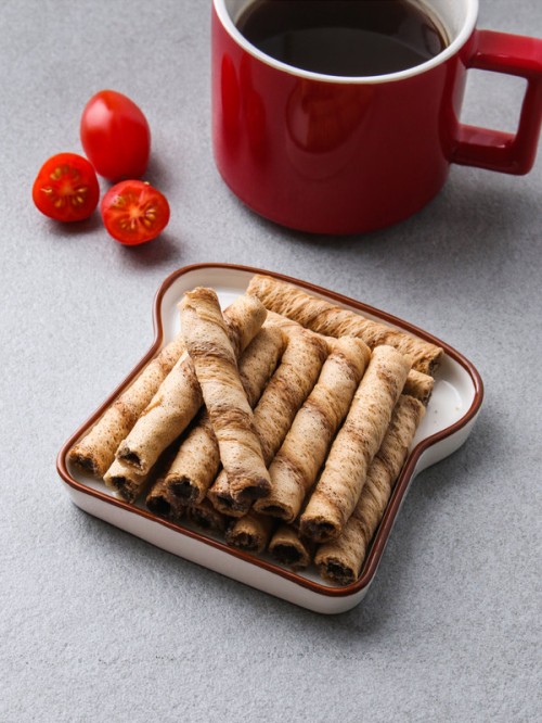ขนมเวเฟอร์กรอบและหวาน รสครีมเฮเซลนัท 65กรัม