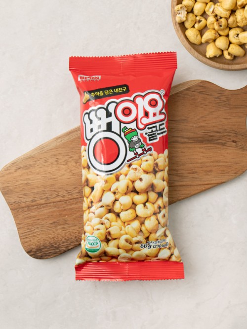 ขนม Bbongi-yo Gold มีความกรอบและรสชาติที่หวานหอมจากข้าวโพด 60กรัม