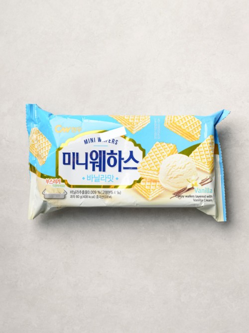 ขนมเวเฟอร์ ที่เคลือบด้วยครีมรสวนิลาหอมหวาน 80 กรัม