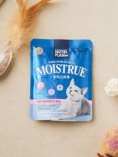 อาหารแมวแบบเปียก Dongwon Nutriplan Moisture สำหรับแมวที่ดื่มน้ำไม่เพียงพอ (80กรัม)