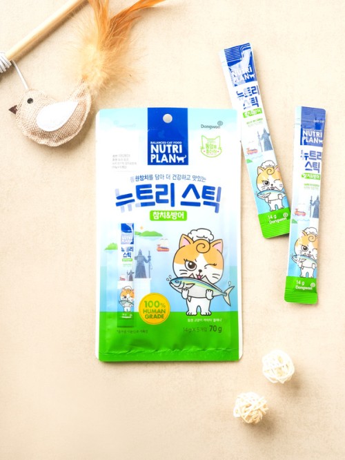 อาหารแมว Dongwon Nutristic รสทูน่าและปลากะพง (14กรัม X 5ชิ้น)