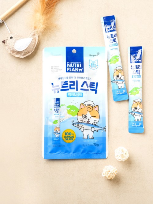 อาหารแมว Dongwon Nutristic รสทูน่าและปลาไหลสามชั้น (14กรัม X 5ชิ้น)