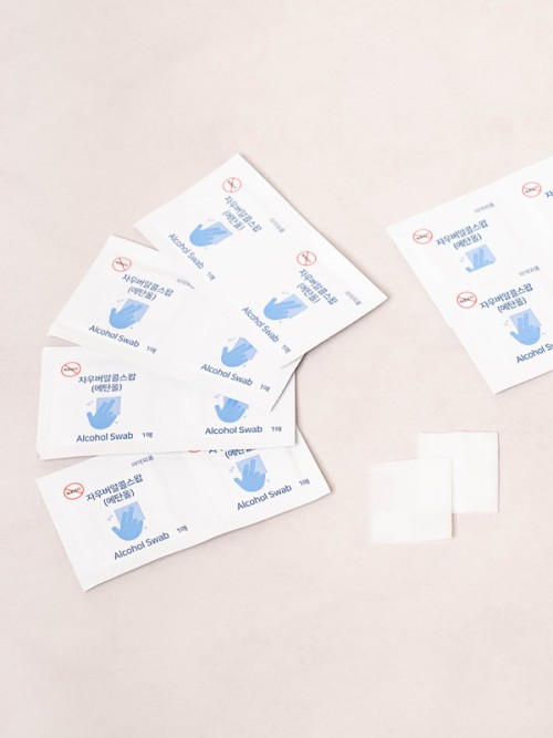 แผ่นแอลกอฮอล์เช็ด (Alcohol Swabs) 100 แผ่น