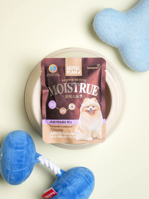 อาหารสุนัขแบบเปียก Dongwon Nutriplan Moisture รสไก่และโสมแดง (80กรัม)