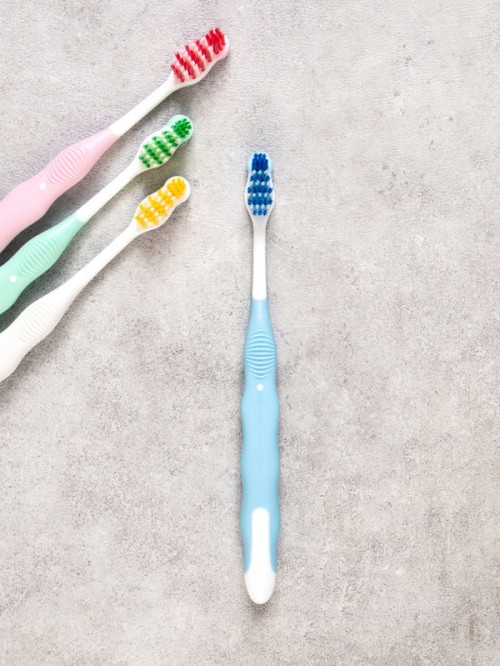 แปรงสีฟัน เพริโอ แคร์ ดีเฟนซ์ 1 ชิ้น (ขนแปรงละเอียด)
