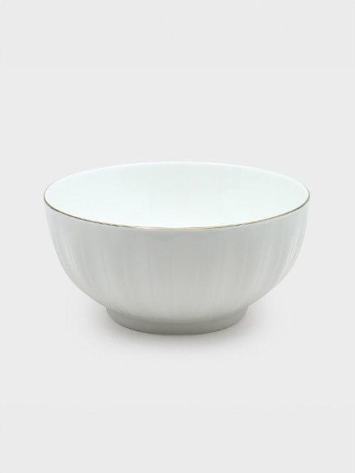 ชามบะหมี่ลายกลีบดอกไม้สีขาว ขอบทอง ลายแกะสลัก (ขนาดประมาณ 18 เซนติเมตร)