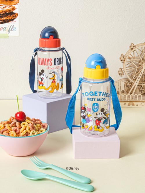 Disney Mickey Friends ขวดน้ำแบบมีสายสะพาย (ประมาณ 420 มล.)