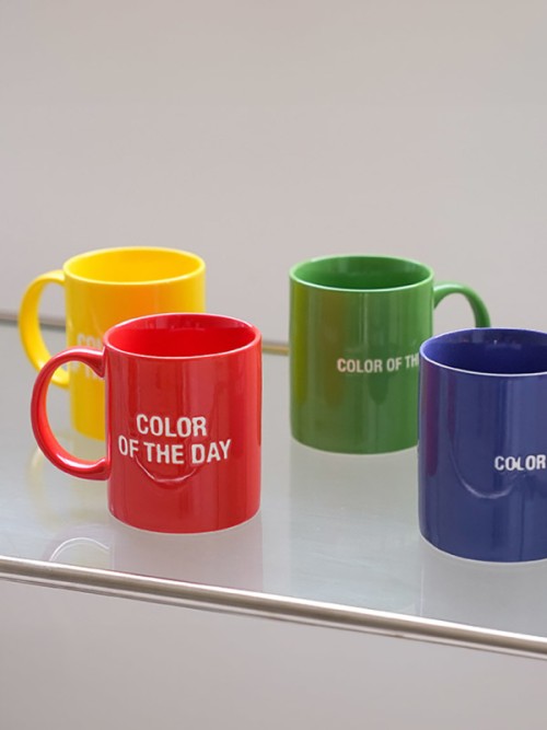แก้วมัคลายตัวอักษรสีเดียว (สีสดใส) (ประมาณ 350 มล.)
