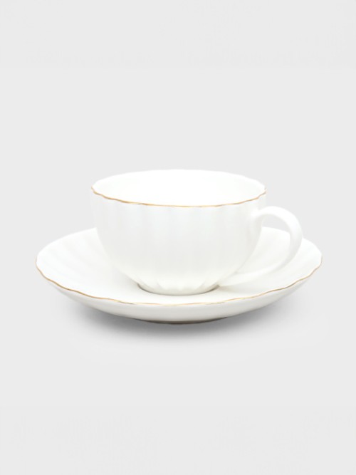 เซตถ้วยกาแฟ ที่มีขอบทองคำหรือขอบสีทอง ให้ลุคหรูหรา