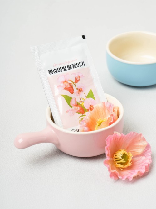 สีทาเล็บ Dyeing with sedums